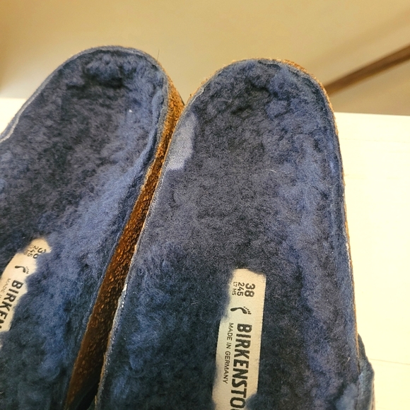 Birkenstock Madrid Big Buckle Shearling Sandals - Picture 4 of 5